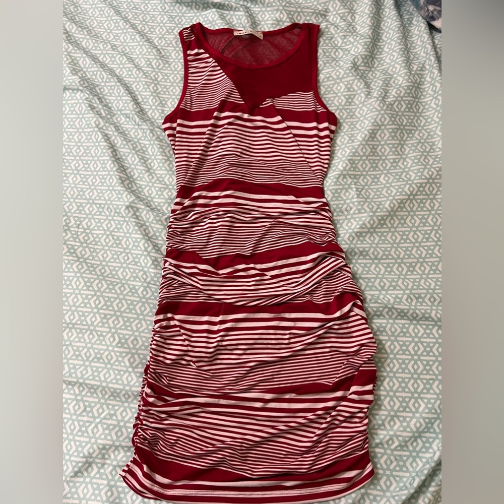 Love crazy red dress with lines
